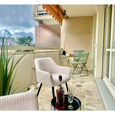 Renove A Juan Les Pins Avec Parking - Fr-1-252-198 * 昂蒂布