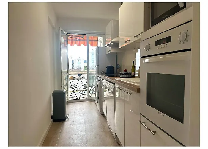 Renove A Juan Les Pins Avec Parking - Fr-1-252-198